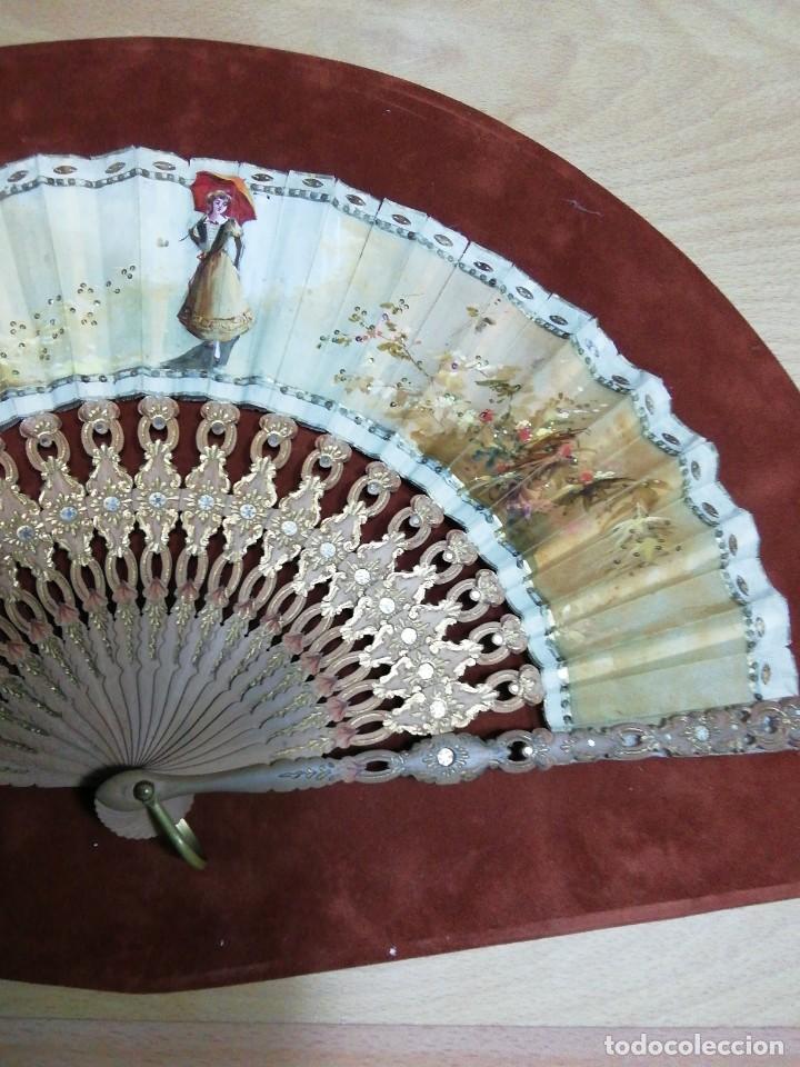 Antig&uuml;edades: *ABANICO CON ABANIQUERA (Rf:B/ab) - Foto 2