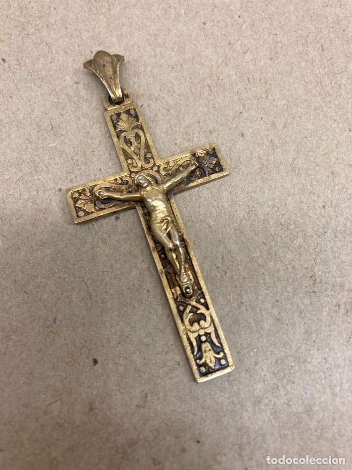 Antig&uuml;edades: Cruz de plata de ley - Foto 1