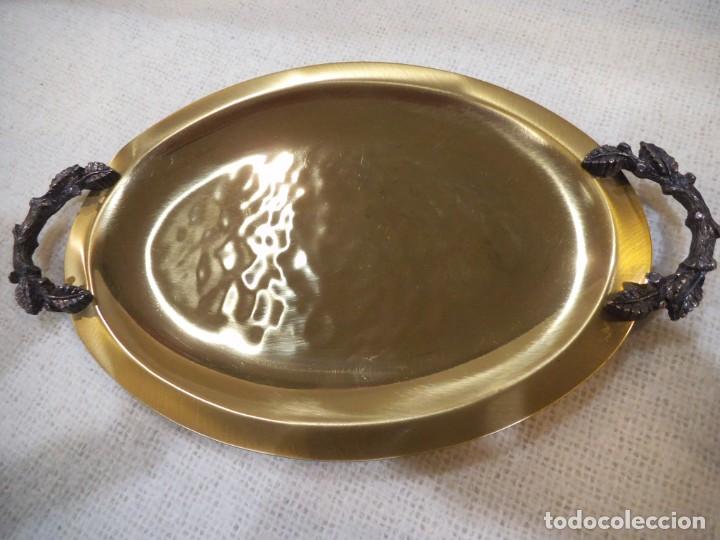 Antig&uuml;edades: BANDEJA OVALADA ( DORADA ) ASAS - P&Aacute;TINA - Foto 2