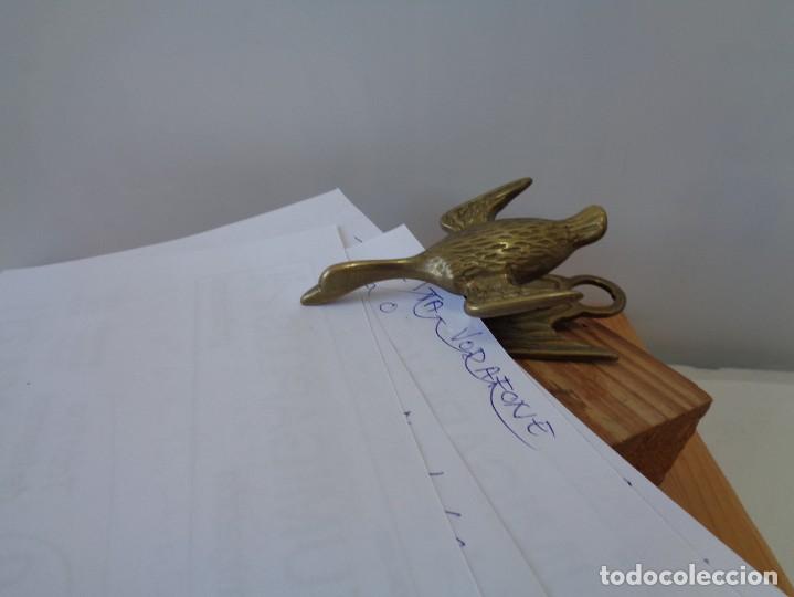 Antig&uuml;edades: &iexcl;&iexcl; PATO VOLANDO. - BRONCE. Pinza de DOCUMENTOS. !! - Foto 7