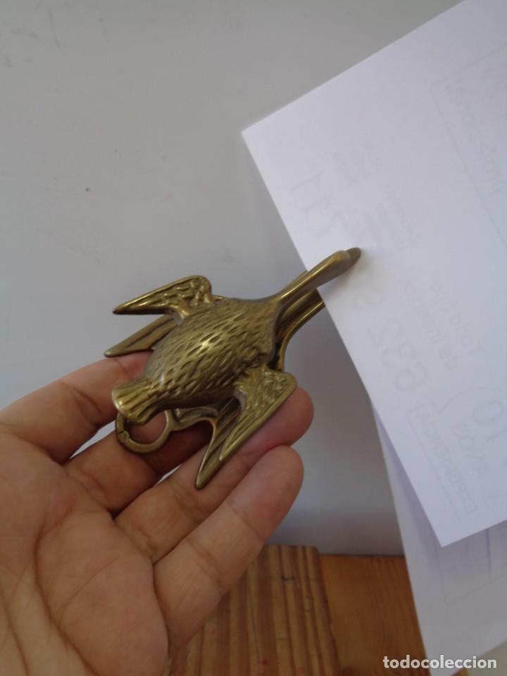 Antig&uuml;edades: &iexcl;&iexcl; PATO VOLANDO. - BRONCE. Pinza de DOCUMENTOS. !! - Foto 17