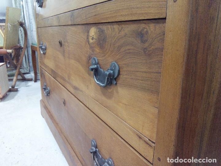 Antig&uuml;edades: C&Oacute;MODA CAJONERA DE NOGAL - Foto 13