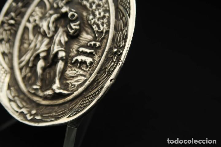 Antig&uuml;edades: Antigua Bandeja de Plata - Foto 7