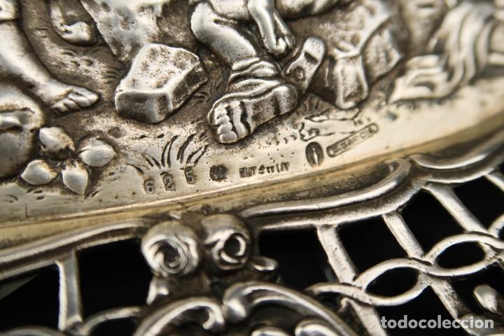 Antig&uuml;edades: Antigua Bandeja de Plata - Foto 15