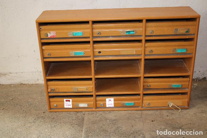 Antig&uuml;edades: buz&oacute;n antiguo edificio - Foto 1