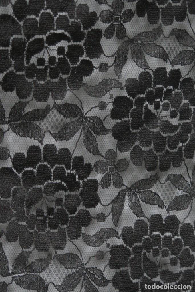 Antig&uuml;edades: MANTILLA NEGRA. A&Ntilde;OS 30 - Foto 2