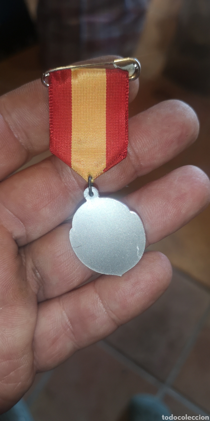 Antig&uuml;edades: Medalla religiosa a identificar - Foto 2