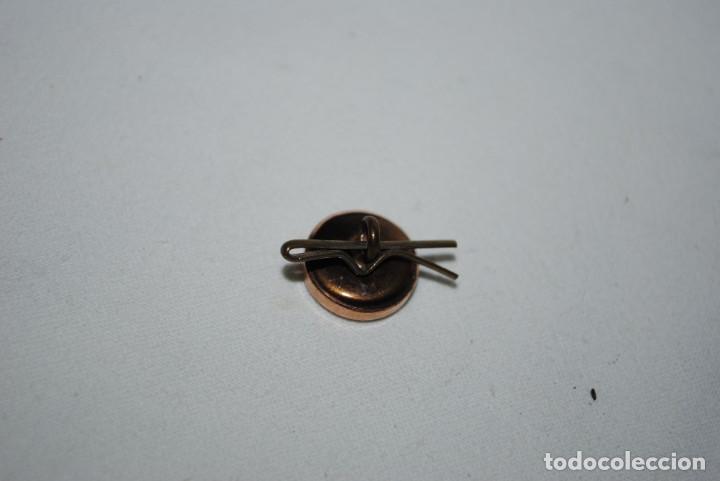 Antig&uuml;edades: ANTIGUO BOTON DORADO - Foto 3
