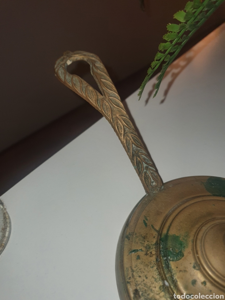 Antig&uuml;edades: palmatoria de bronce - Foto 4