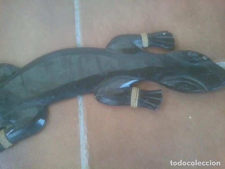 Antig&uuml;edades: Salamandra de madera - Foto 1