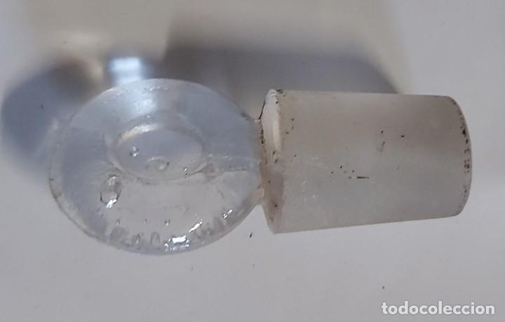 Antig&uuml;edades: Tap&oacute;n de vidrio - Foto 1