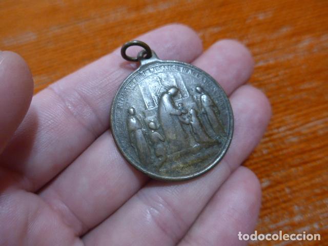 Antig&uuml;edades: Antigua medalla religiosa a identificar - Foto 2