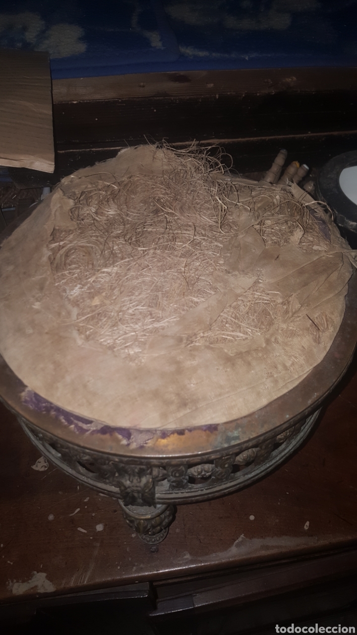 Antig&uuml;edades: banqueta de metal - Foto 2