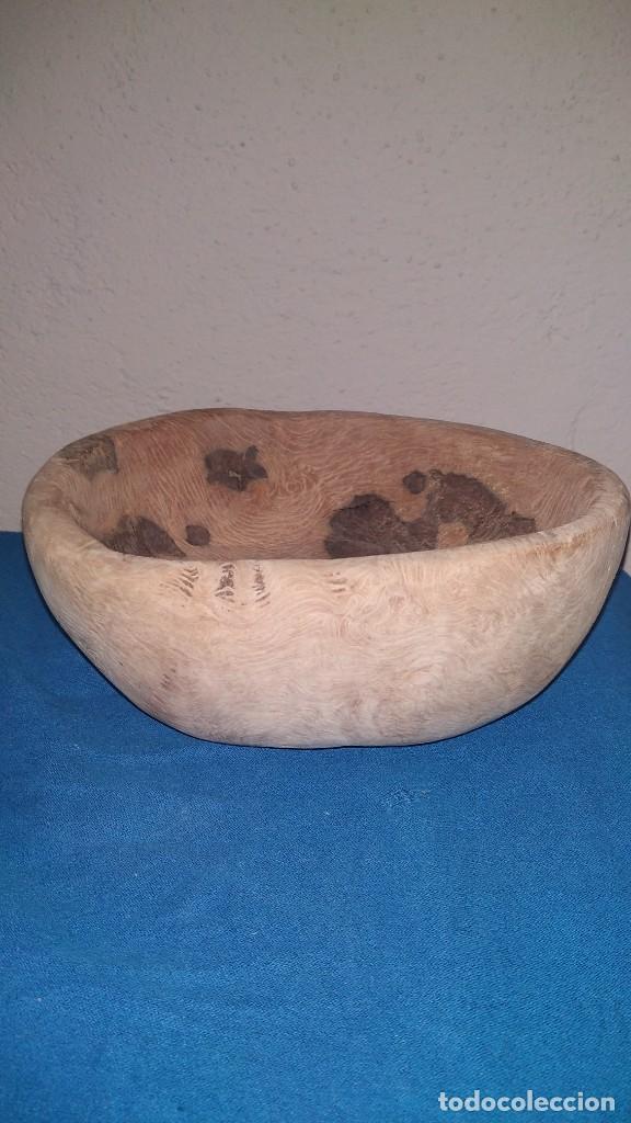 Antig&uuml;edades: cuenco de madera artesano - Foto 1