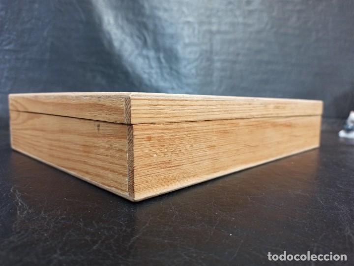 Antig&uuml;edades: Caja de madera. Estuche. C27 - Foto 4