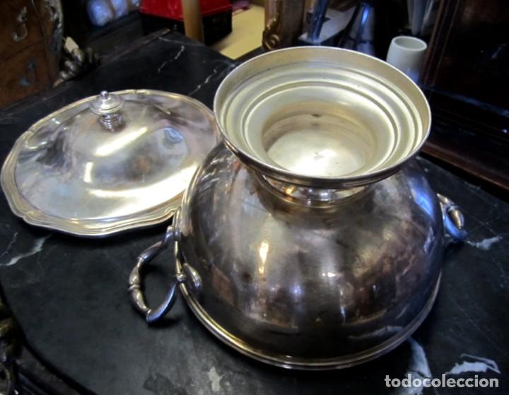 Antig&uuml;edades: Sopera de metal plateado Meneses - Foto 8