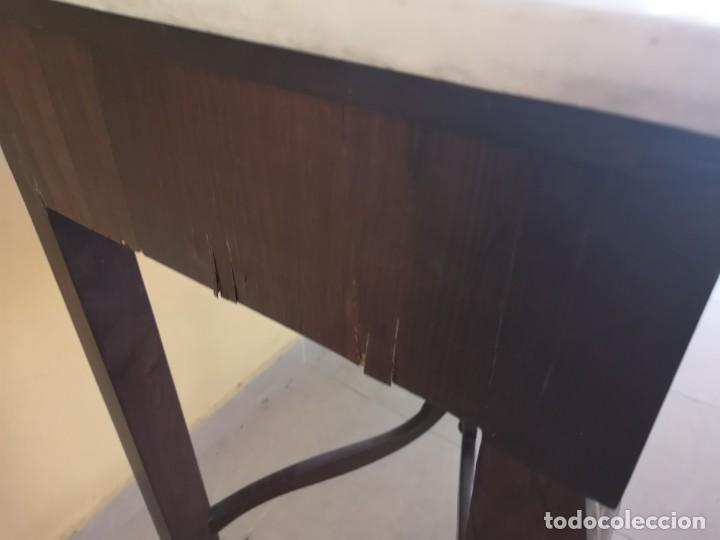 Antig&uuml;edades: Consola con incrustaci&oacute;n dorada y espejo - Foto 11