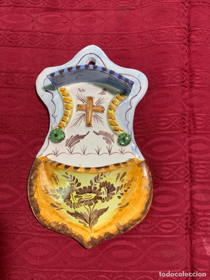 Antig&uuml;edades: Benditera cer&aacute;mica Policromada - Foto 1