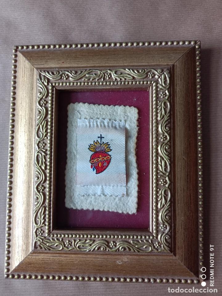 Antig&uuml;edades: MARCO CON SAGRADO CORAZ&Oacute;N DE JES&Uacute;S - Foto 1