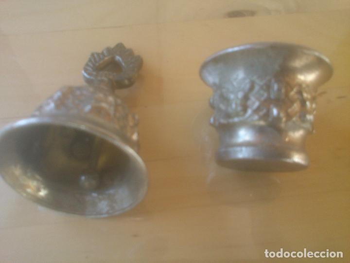 Antig&uuml;edades: PEQUE&Ntilde;O CONJUNTO EN PLATEADO - Foto 2