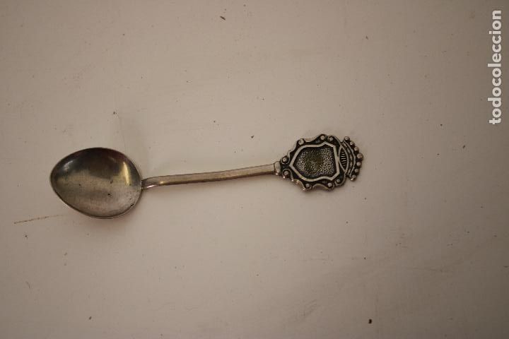 Antig&uuml;edades: cuchara coleccion en plata de ley 925