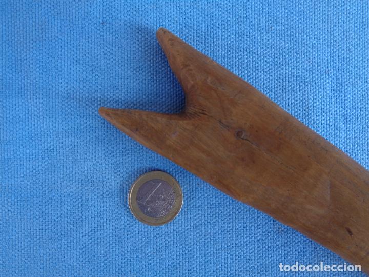 Antig&uuml;edades: ETNOGRAF&Iacute;A. ELEMENTO DE MADERA - Foto 4