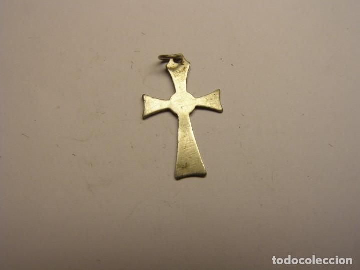 Antig&uuml;edades: Antiguo crucifijo de plata. - Foto 2