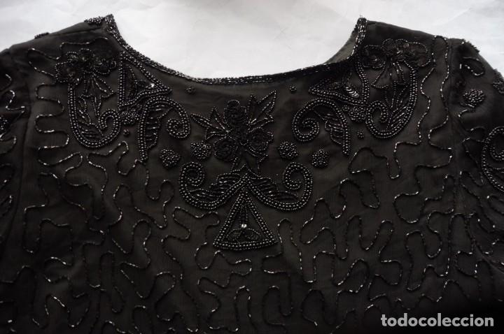 Antig&uuml;edades: BLUSA CON MOSTACILLAS Y AZABACHES - Foto 3