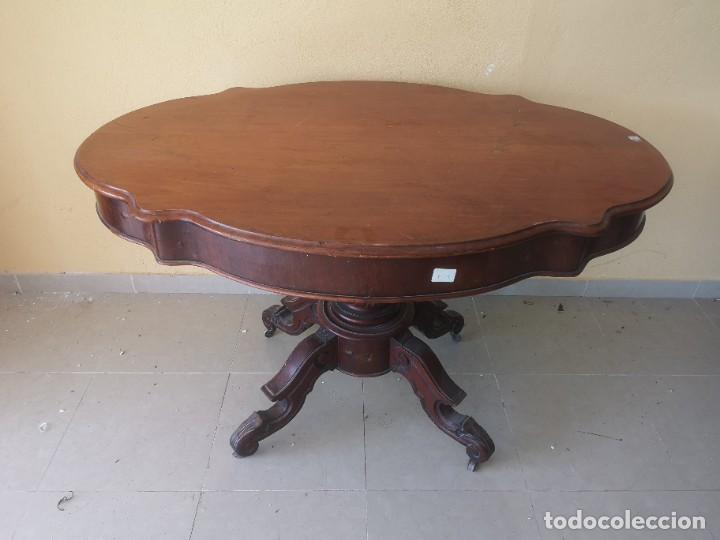 Antig&uuml;edades: Mesa velador antigua - Foto 1