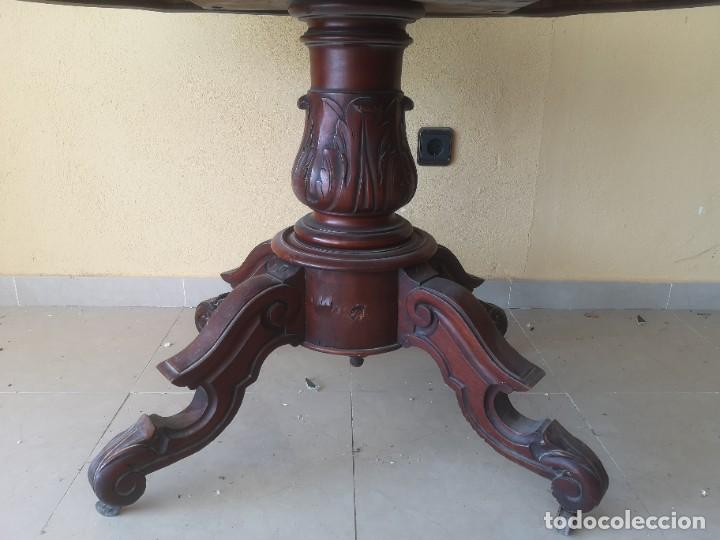 Antig&uuml;edades: Mesa velador antigua - Foto 3