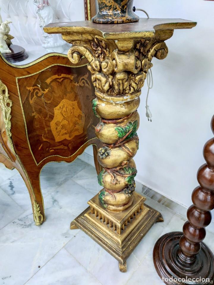 Antig&uuml;edades: Columna salom&oacute;nica dorada