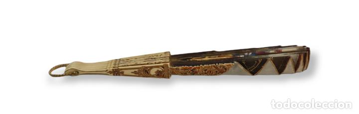 Antigüedades: Precioso abanico en hueso calado y policromado. País seda pintada. 25cm ca 1900 - Foto 11 - 290357673
