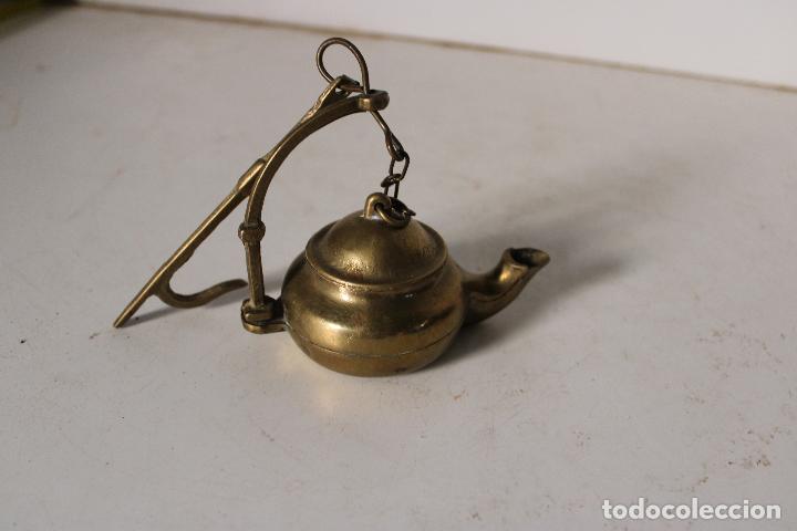 Antig&uuml;edades: Antiguo candil de bronce de colgar - Foto 2