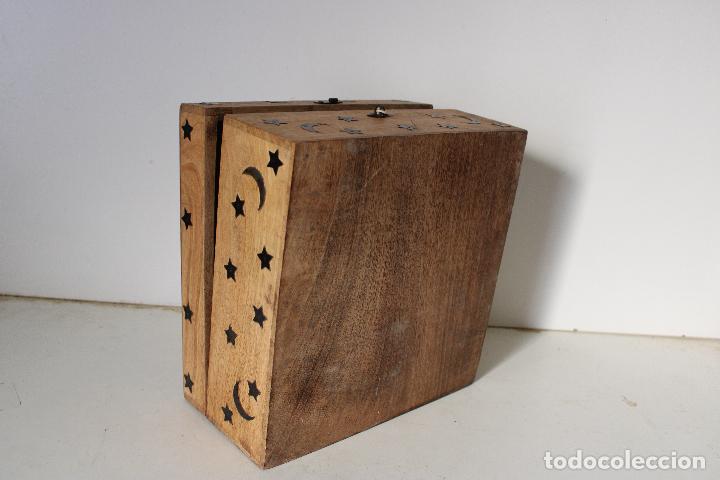 Antig&uuml;edades: caja de madera - Foto 2