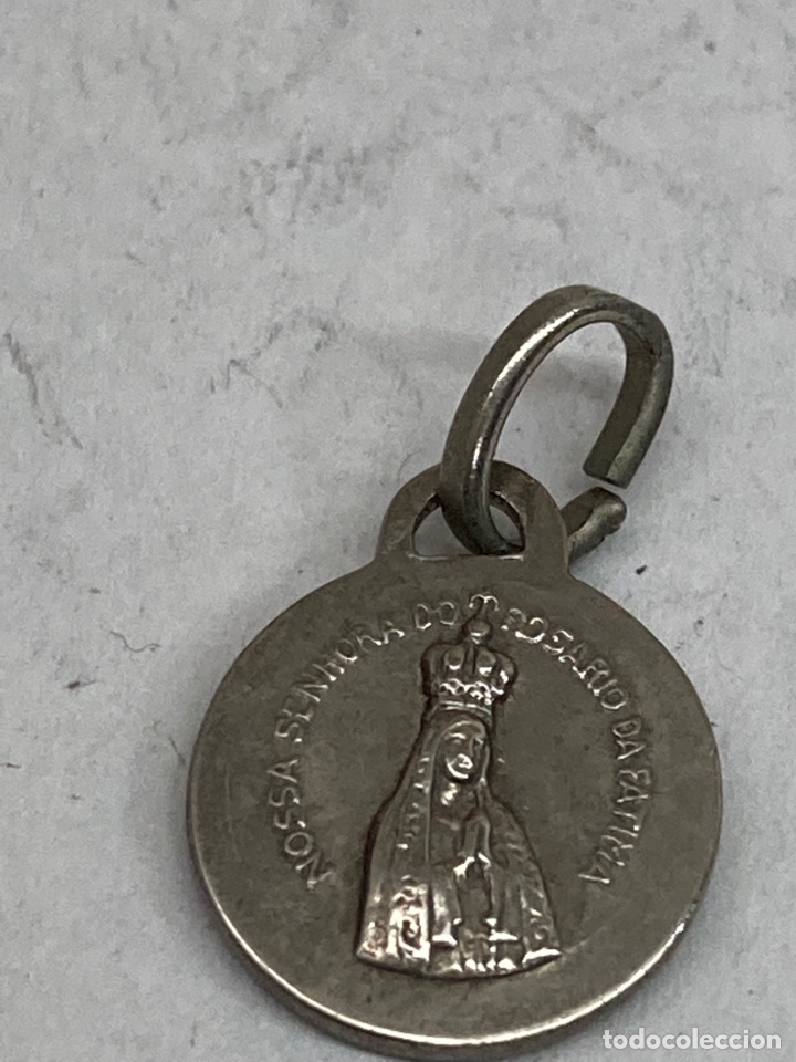 Antig&uuml;edades: Medalla de plata religiosa - Foto 2