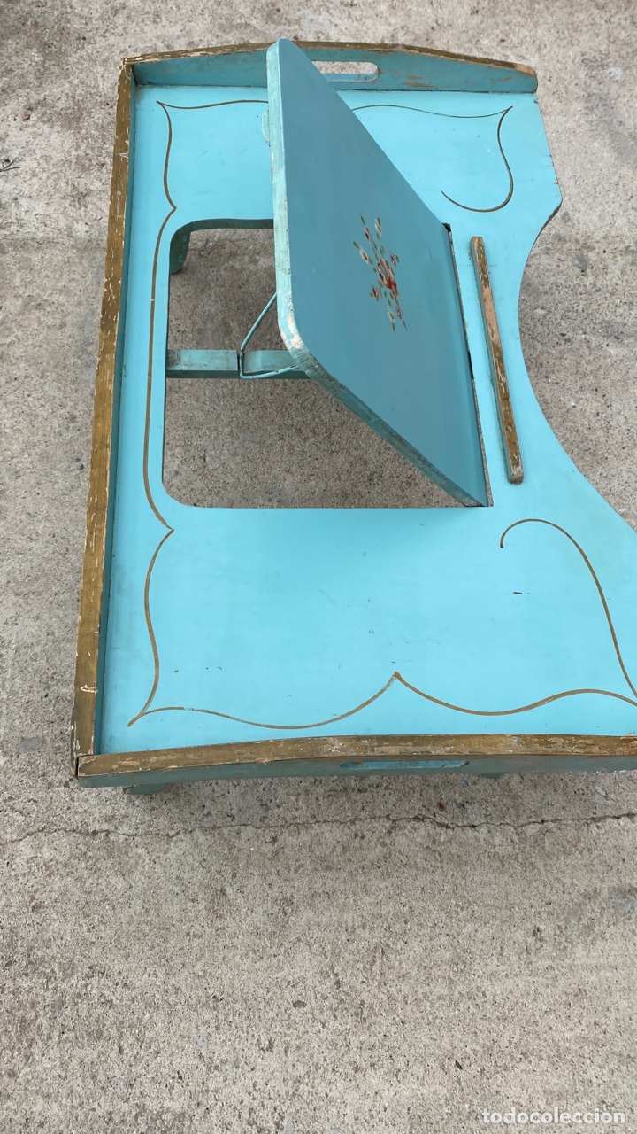 Antig&uuml;edades: Mesa plegable para leer en la cama - Foto 3