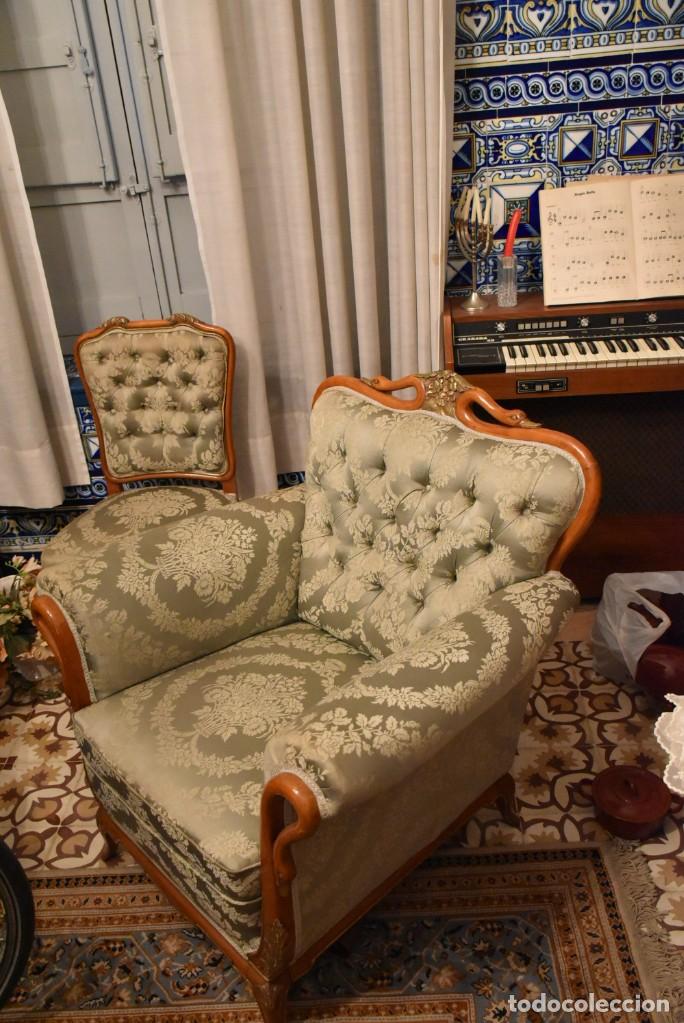 Antig&uuml;edades: Conjunto sof&aacute; y butacas - Foto 2