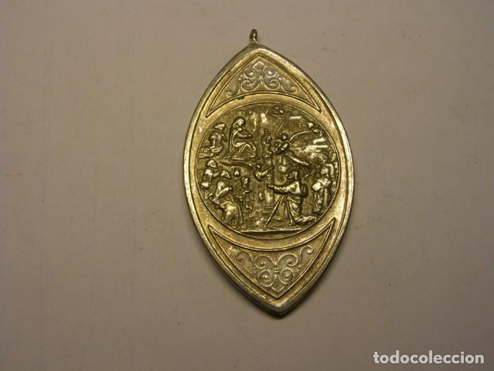 Antig&uuml;edades: Medalla antigua de la Virgen del Pilar. - Foto 2