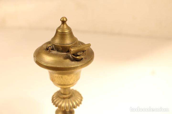 Antig&uuml;edades: lampara candil de bronce - Foto 4