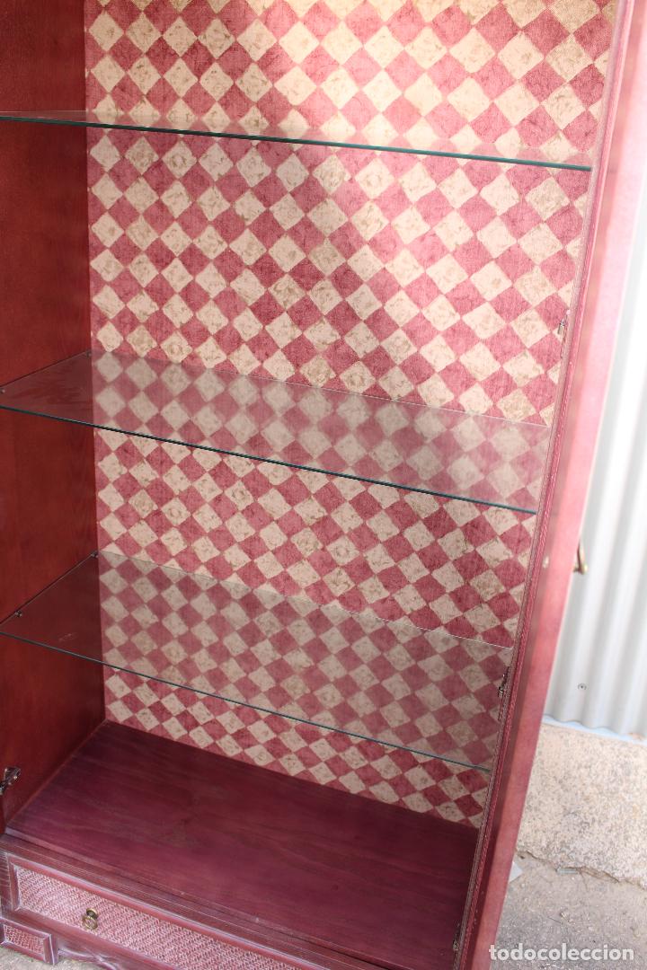 Antig&uuml;edades: vitrina madera - Foto 9
