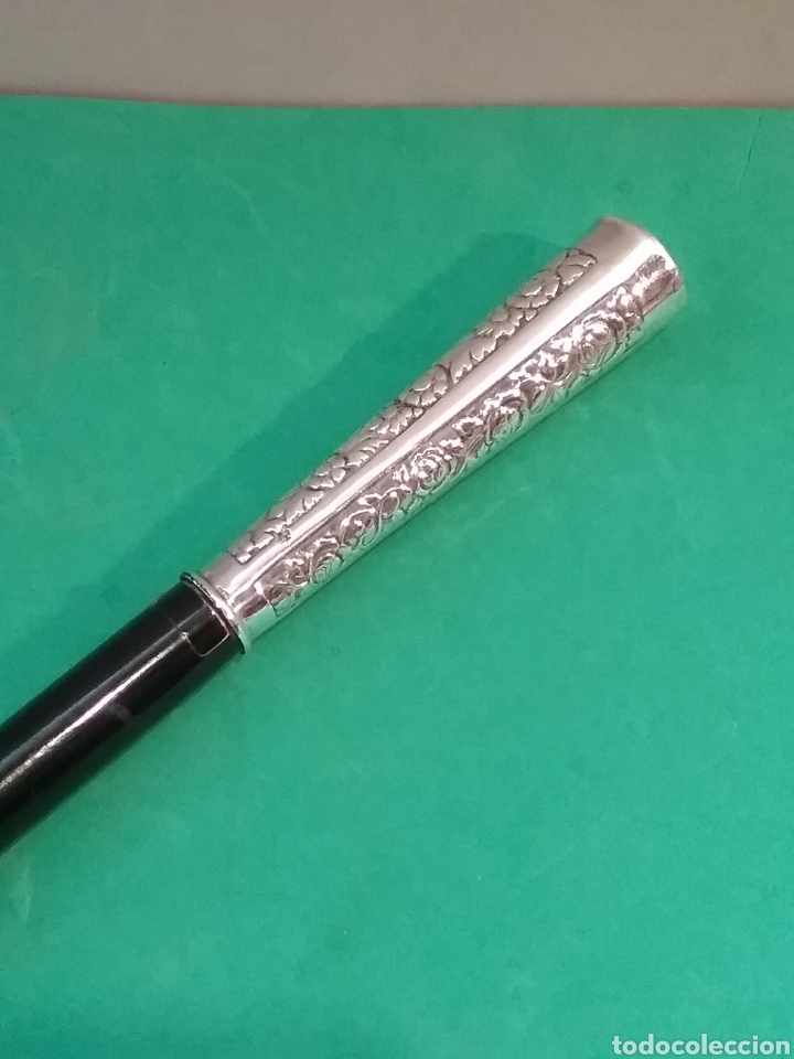 Antig&uuml;edades: Bast&oacute;n de descarga, mango en forma c&oacute;nica en plata. - Foto 1
