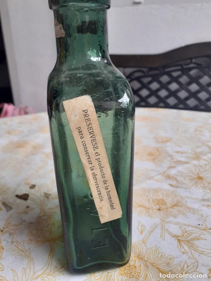 Antig&uuml;edades: Botella farm&agrave;cia Urodonal Chatelain - Foto 2