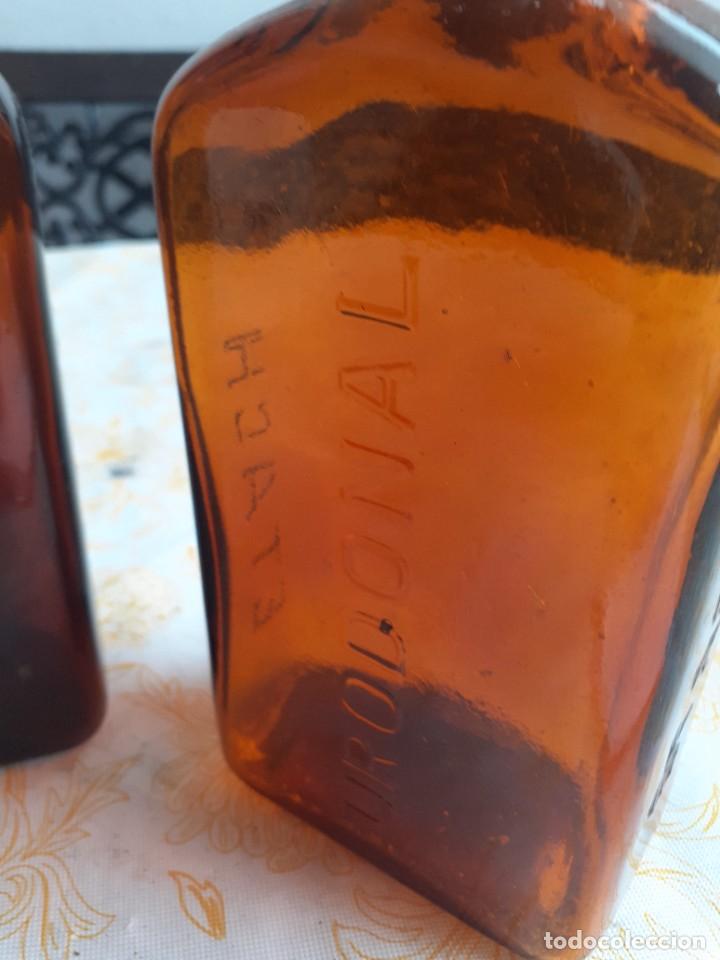 Antig&uuml;edades: Botellas farm&agrave;cia Urodonal Chatelain - Foto 2