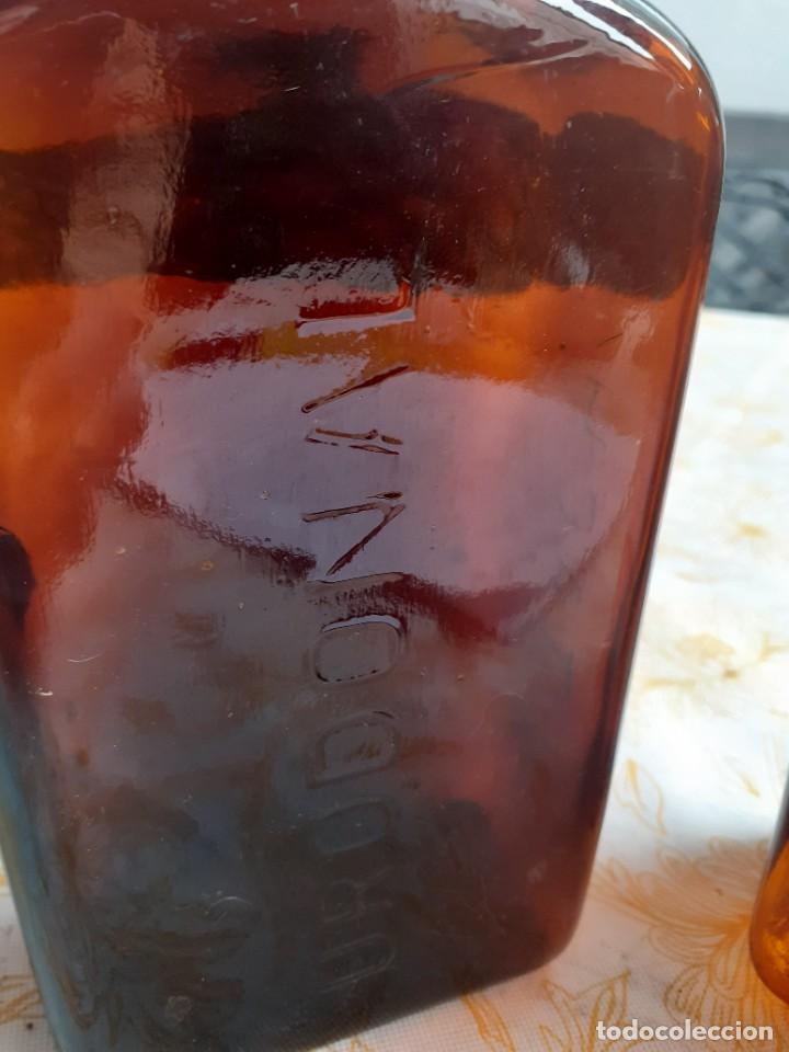 Antig&uuml;edades: Botellas farm&agrave;cia Urodonal Chatelain - Foto 3