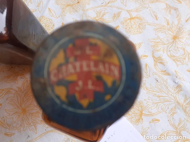 Antig&uuml;edades: Botellas farm&agrave;cia Urodonal Chatelain - Foto 6