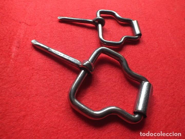 Antig&uuml;edades: LOTE DE DOS HEBILLAS GRANDES - Foto 3
