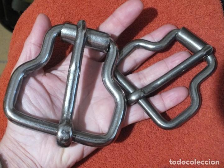 Antig&uuml;edades: LOTE DE DOS HEBILLAS GRANDES - Foto 1