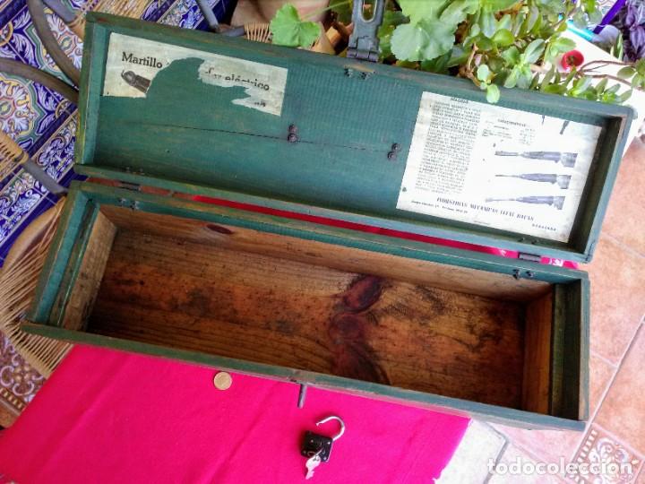 Antig&uuml;edades: Maleta caja de herramienta - Foto 4