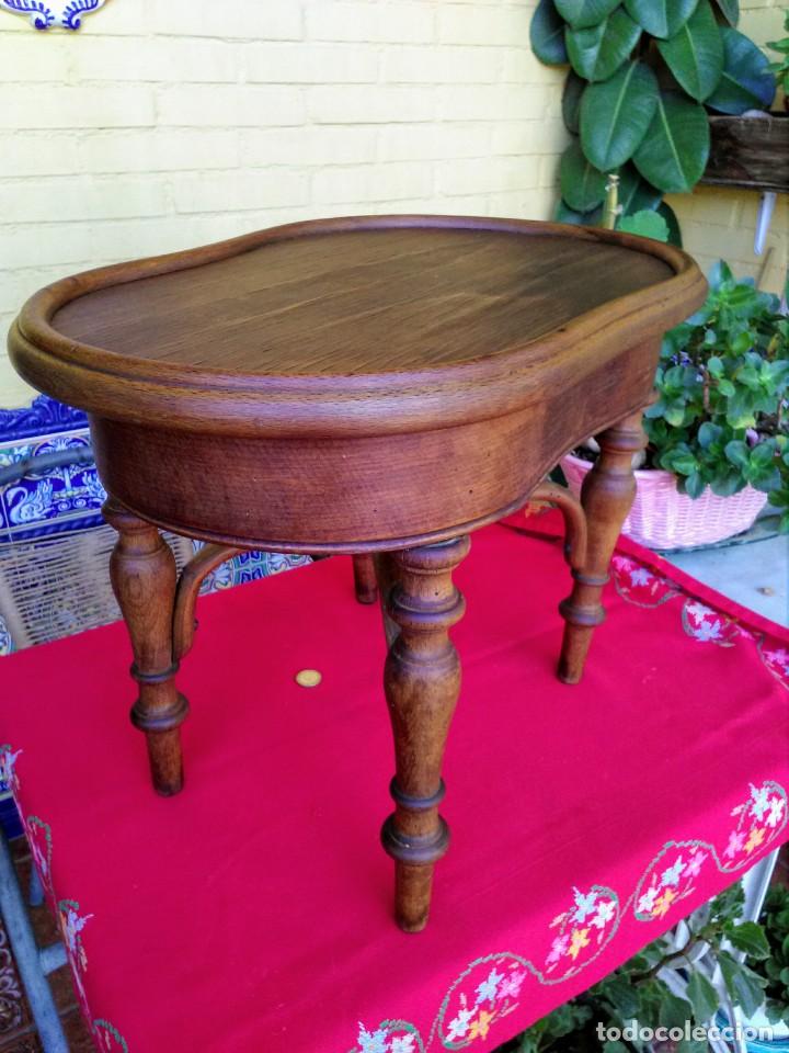 Antig&uuml;edades: Mesita mueble de bidet - Foto 2