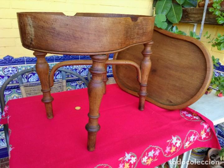 Antig&uuml;edades: Mesita mueble de bidet - Foto 5